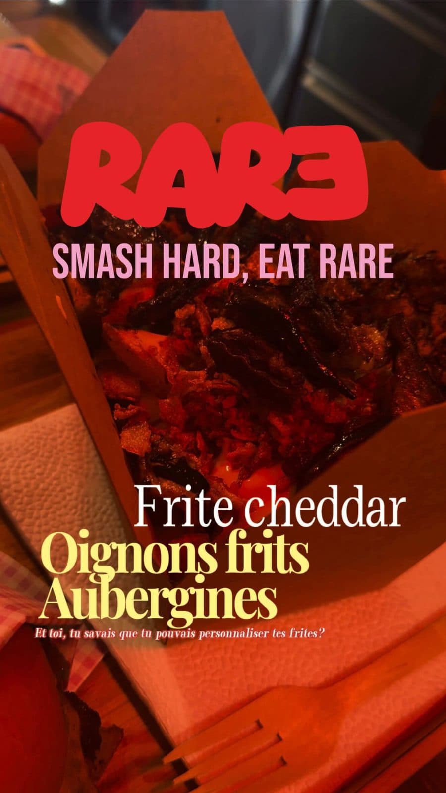 Frites à personnaliser : cheddar, oignons frits, aubergines